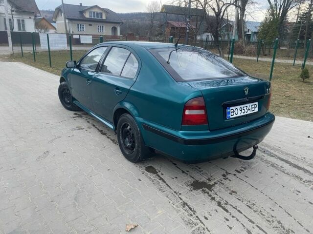 Зеленый Шкода Октавия, объемом двигателя 1.6 л и пробегом 1 тыс. км за 3100 $, фото 1 на Automoto.ua