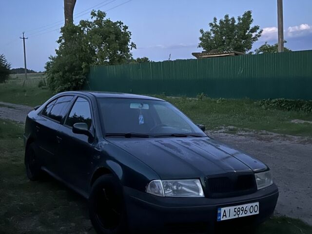 Зелений Шкода Октавія, об'ємом двигуна 1.8 л та пробігом 580 тис. км за 1797 $, фото 1 на Automoto.ua