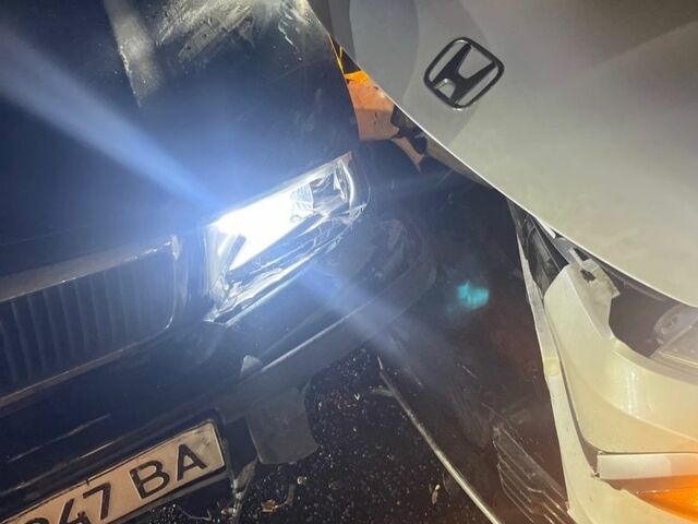 Зелений Шкода Октавія, об'ємом двигуна 1.6 л та пробігом 280 тис. км за 1388 $, фото 1 на Automoto.ua