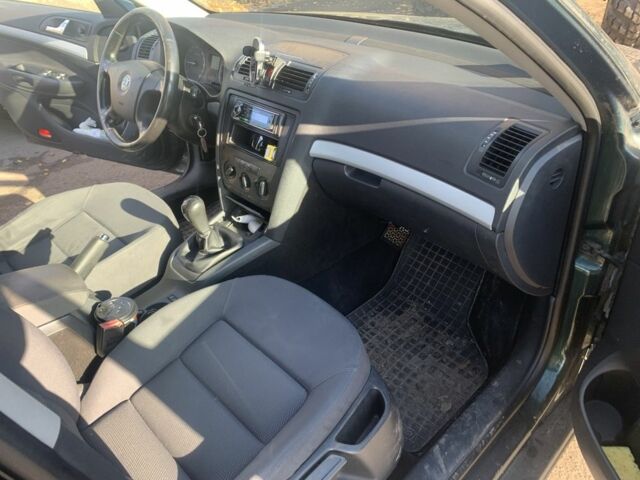 Зелений Шкода Октавія, об'ємом двигуна 1.9 л та пробігом 372 тис. км за 2800 $, фото 1 на Automoto.ua