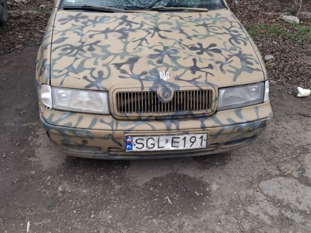 Зеленый Шкода Октавия, объемом двигателя 0 л и пробегом 400 тыс. км за 1100 $, фото 1 на Automoto.ua