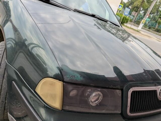 Зеленый Шкода Октавия, объемом двигателя 2 л и пробегом 360 тыс. км за 3333 $, фото 1 на Automoto.ua