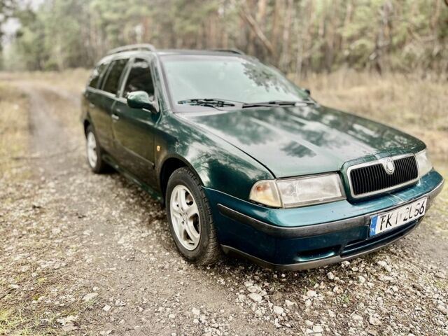 Зелений Шкода Октавія, об'ємом двигуна 1.9 л та пробігом 380 тис. км за 2200 $, фото 1 на Automoto.ua