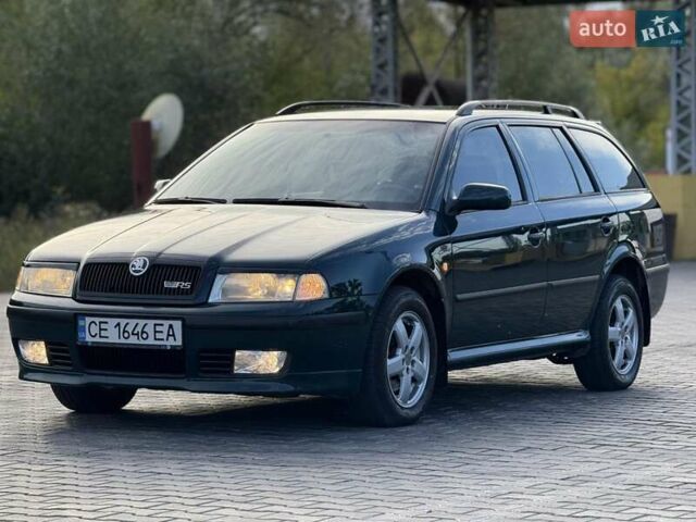 Зеленый Шкода Октавия, объемом двигателя 2 л и пробегом 250 тыс. км за 4250 $, фото 1 на Automoto.ua