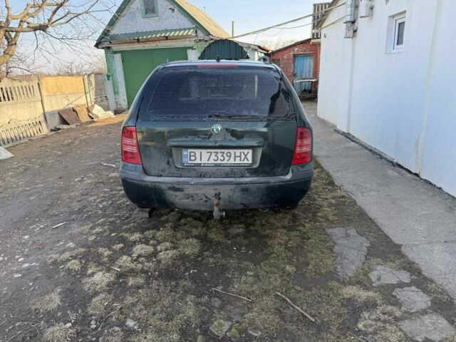 Зеленый Шкода Октавия, объемом двигателя 1.6 л и пробегом 230 тыс. км за 2000 $, фото 1 на Automoto.ua