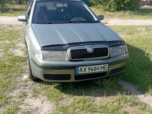 Зелений Шкода Октавія, об'ємом двигуна 1.6 л та пробігом 260 тис. км за 4800 $, фото 1 на Automoto.ua