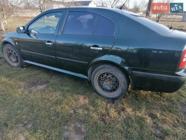 Зеленый Шкода Октавия, объемом двигателя 1.6 л и пробегом 189 тыс. км за 3600 $, фото 1 на Automoto.ua