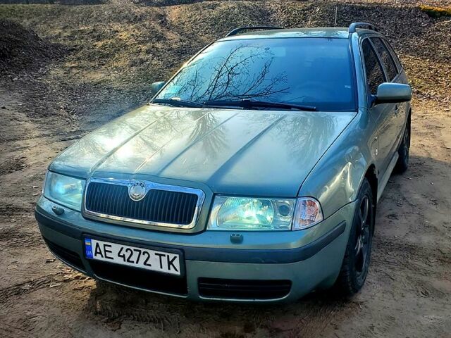 Зеленый Шкода Октавия, объемом двигателя 1.8 л и пробегом 287 тыс. км за 5000 $, фото 1 на Automoto.ua