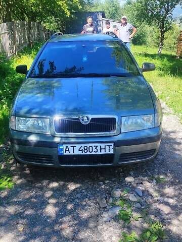 Зелений Шкода Октавія, об'ємом двигуна 1.6 л та пробігом 235 тис. км за 4850 $, фото 1 на Automoto.ua