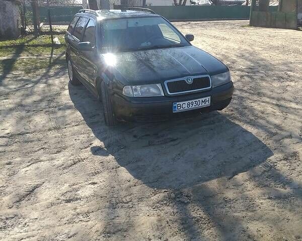 Зеленый Шкода Октавия, объемом двигателя 1.9 л и пробегом 420 тыс. км за 3500 $, фото 1 на Automoto.ua