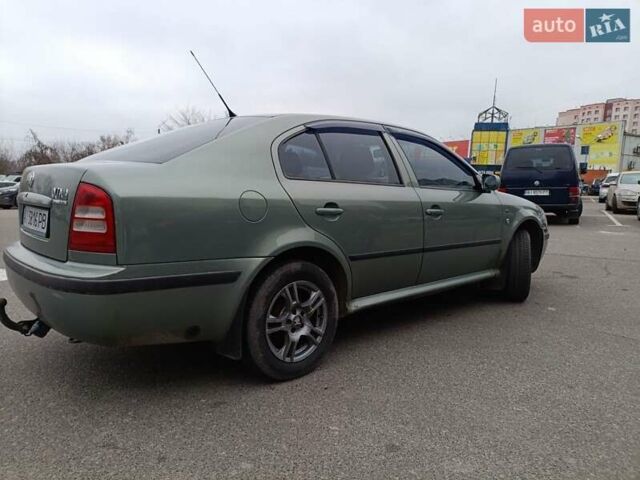 Зелений Шкода Октавія, об'ємом двигуна 1.8 л та пробігом 400 тис. км за 4500 $, фото 1 на Automoto.ua