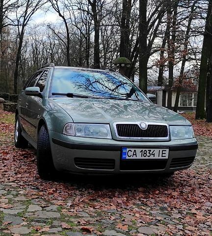 Зелений Шкода Октавія, об'ємом двигуна 1.6 л та пробігом 292 тис. км за 4200 $, фото 1 на Automoto.ua