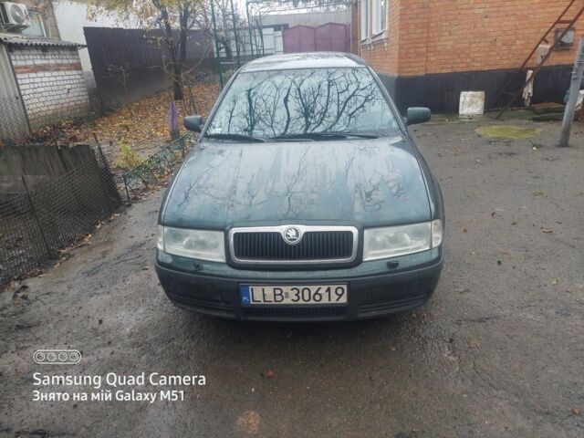 Зеленый Шкода Октавия, объемом двигателя 1.9 л и пробегом 289 тыс. км за 1700 $, фото 1 на Automoto.ua
