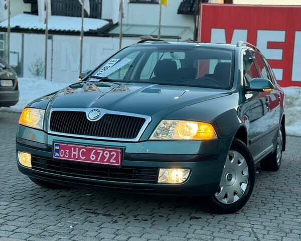Зелений Шкода Октавія, об'ємом двигуна 1.6 л та пробігом 220 тис. км за 6300 $, фото 1 на Automoto.ua