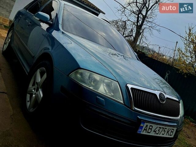 Зеленый Шкода Октавия, объемом двигателя 1.6 л и пробегом 313 тыс. км за 4600 $, фото 1 на Automoto.ua