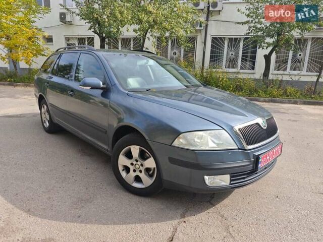 Зелений Шкода Октавія, об'ємом двигуна 1.6 л та пробігом 226 тис. км за 5200 $, фото 1 на Automoto.ua