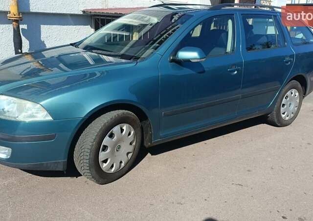 Зелений Шкода Октавія, об'ємом двигуна 1.6 л та пробігом 204 тис. км за 5700 $, фото 1 на Automoto.ua
