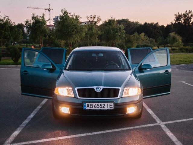 Зелений Шкода Октавія, об'ємом двигуна 2 л та пробігом 280 тис. км за 7650 $, фото 1 на Automoto.ua