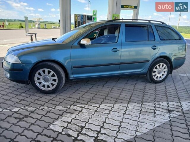 Зелений Шкода Октавія, об'ємом двигуна 1.6 л та пробігом 205 тис. км за 5600 $, фото 1 на Automoto.ua