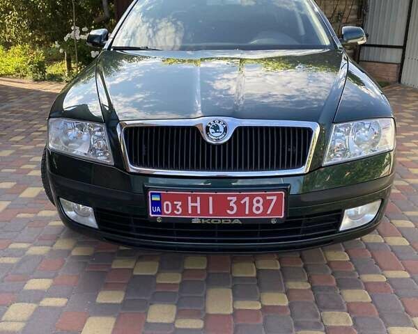 Зеленый Шкода Октавия, объемом двигателя 1.8 л и пробегом 195 тыс. км за 7950 $, фото 1 на Automoto.ua