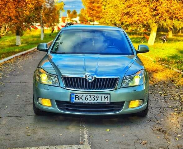 Зелений Шкода Октавія, об'ємом двигуна 1.6 л та пробігом 279 тис. км за 7150 $, фото 1 на Automoto.ua