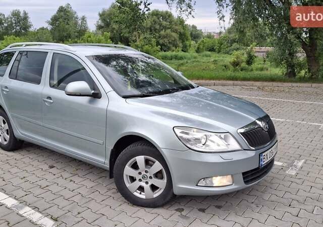 Зеленый Шкода Октавия, объемом двигателя 1.4 л и пробегом 298 тыс. км за 6500 $, фото 1 на Automoto.ua