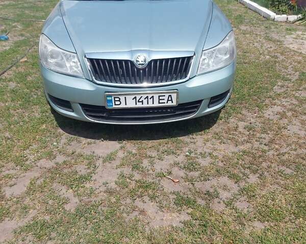 Зеленый Шкода Октавия, объемом двигателя 1.6 л и пробегом 335 тыс. км за 7000 $, фото 1 на Automoto.ua