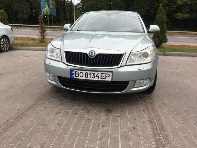 Зеленый Шкода Октавия, объемом двигателя 1.6 л и пробегом 193 тыс. км за 8400 $, фото 1 на Automoto.ua