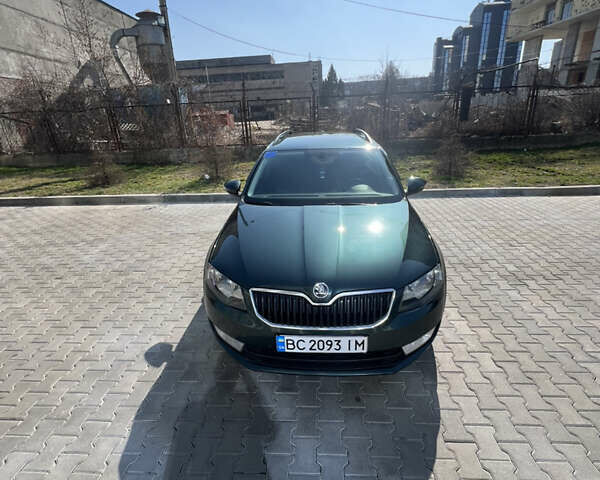 Зеленый Шкода Октавия, объемом двигателя 2 л и пробегом 235 тыс. км за 11000 $, фото 1 на Automoto.ua