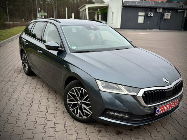 Зеленый Шкода Октавия, объемом двигателя 2 л и пробегом 208 тыс. км за 22900 $, фото 1 на Automoto.ua