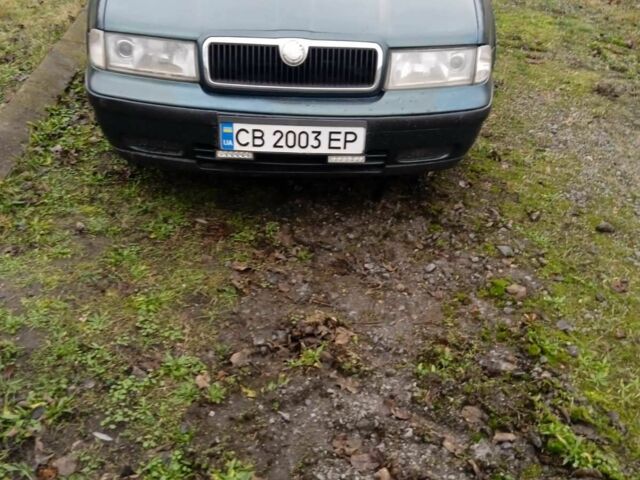 Зеленый Шкода Октавия, объемом двигателя 1.6 л и пробегом 320 тыс. км за 3400 $, фото 1 на Automoto.ua