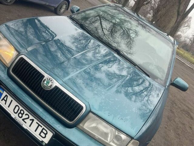 Зелений Шкода Октавія, об'ємом двигуна 1.6 л та пробігом 300 тис. км за 3000 $, фото 1 на Automoto.ua