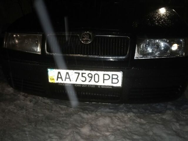 Зеленый Шкода Октавия, объемом двигателя 1.8 л и пробегом 500 тыс. км за 4000 $, фото 1 на Automoto.ua