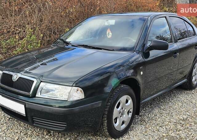 Зелений Шкода Октавія, об'ємом двигуна 1.6 л та пробігом 192 тис. км за 3000 $, фото 1 на Automoto.ua