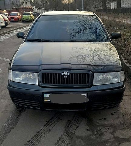 Зелений Шкода Октавія, об'ємом двигуна 1.6 л та пробігом 500 тис. км за 2999 $, фото 1 на Automoto.ua