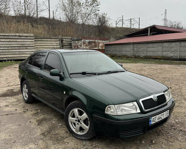 Зелений Шкода Октавія, об'ємом двигуна 1.98 л та пробігом 250 тис. км за 3800 $, фото 1 на Automoto.ua