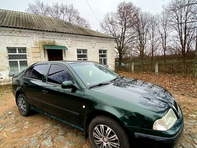Зеленый Шкода Октавия, объемом двигателя 2 л и пробегом 300 тыс. км за 4300 $, фото 1 на Automoto.ua