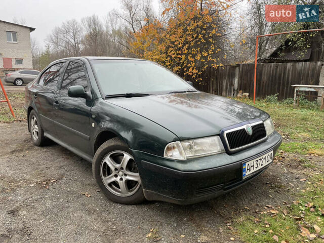 Зелений Шкода Октавія, об'ємом двигуна 1.78 л та пробігом 245 тис. км за 3100 $, фото 1 на Automoto.ua