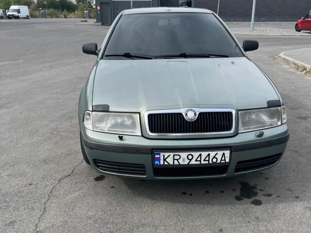 Зелений Шкода Октавія, об'ємом двигуна 1.9 л та пробігом 370 тис. км за 2600 $, фото 1 на Automoto.ua