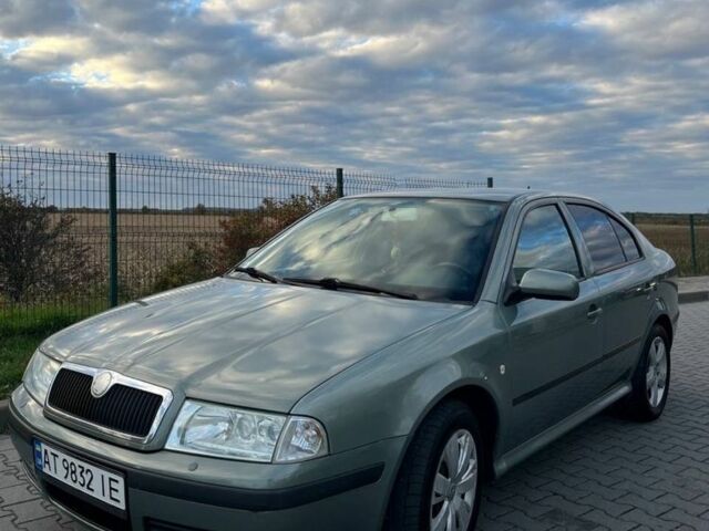 Зеленый Шкода Октавия, объемом двигателя 2 л и пробегом 190 тыс. км за 4000 $, фото 1 на Automoto.ua