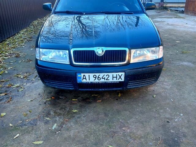 Зеленый Шкода Октавия, объемом двигателя 1.6 л и пробегом 190 тыс. км за 4000 $, фото 1 на Automoto.ua