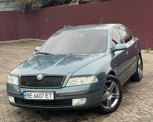 Зеленый Шкода Октавия, объемом двигателя 1.6 л и пробегом 307 тыс. км за 6250 $, фото 1 на Automoto.ua