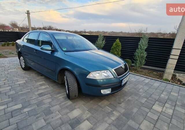 Зеленый Шкода Октавия, объемом двигателя 1.6 л и пробегом 173 тыс. км за 5300 $, фото 1 на Automoto.ua