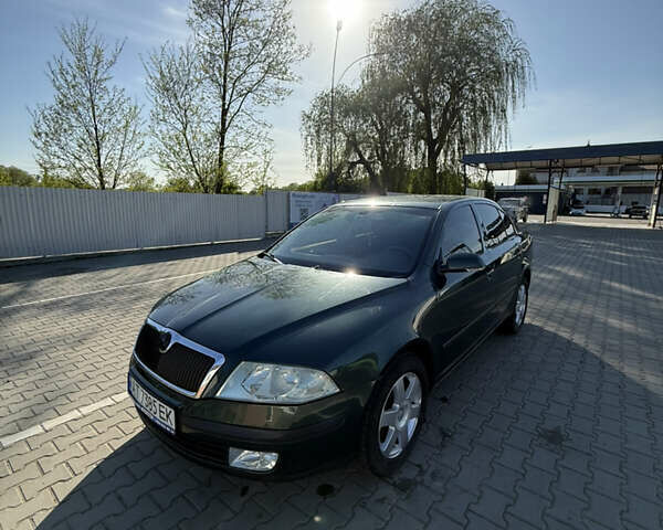 Зеленый Шкода Октавия, объемом двигателя 1.98 л и пробегом 257 тыс. км за 6200 $, фото 1 на Automoto.ua