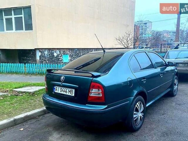 Зеленый Шкода Октавия, объемом двигателя 1.6 л и пробегом 303 тыс. км за 5000 $, фото 1 на Automoto.ua
