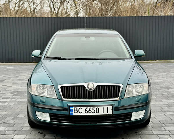 Зеленый Шкода Октавия, объемом двигателя 1.97 л и пробегом 318 тыс. км за 6450 $, фото 1 на Automoto.ua