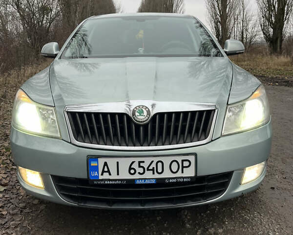 Зеленый Шкода Октавия, объемом двигателя 1.6 л и пробегом 332 тыс. км за 7750 $, фото 1 на Automoto.ua