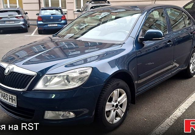 Зеленый Шкода Октавия, объемом двигателя 1.9 л и пробегом 303 тыс. км за 8500 $, фото 1 на Automoto.ua