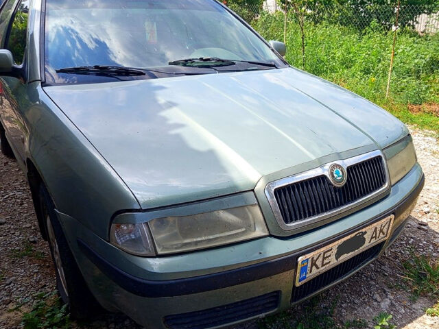 Зелений Шкода Октавія, об'ємом двигуна 1.8 л та пробігом 123 тис. км за 3400 $, фото 1 на Automoto.ua