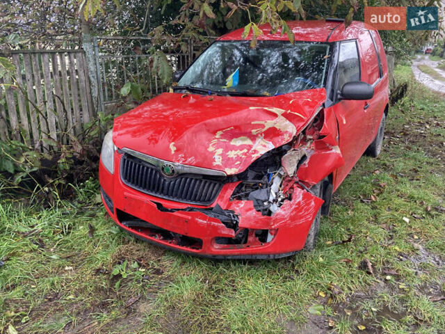 Червоний Шкода Практік, об'ємом двигуна 1.2 л та пробігом 191 тис. км за 1250 $, фото 1 на Automoto.ua
